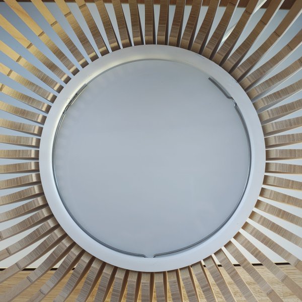 画像3: 【新品】セクトデザイン「Atto 5000 ホワイト」塗装ムラあり (3)